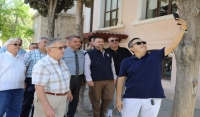 Doğalgaz İçin İlk Kazmayı Vurduk.