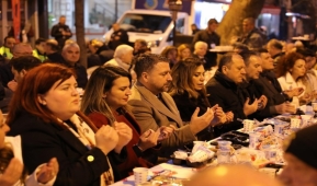 İftar Sofraları Paylaştıkça Bereketlenir