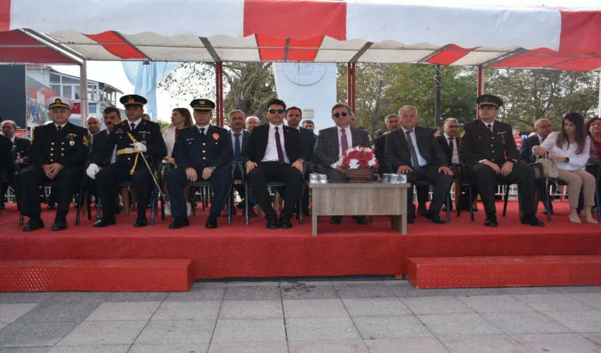 EBEDİYEN HÜRRİYET, İLEBEBET CUMHURİYET