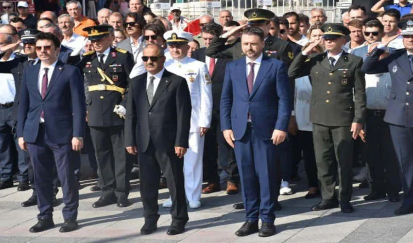 SAYFALARA SIĞMAYAN BÜYÜK ZAFERİ SONSUZA DEK YAŞATACAĞIZ